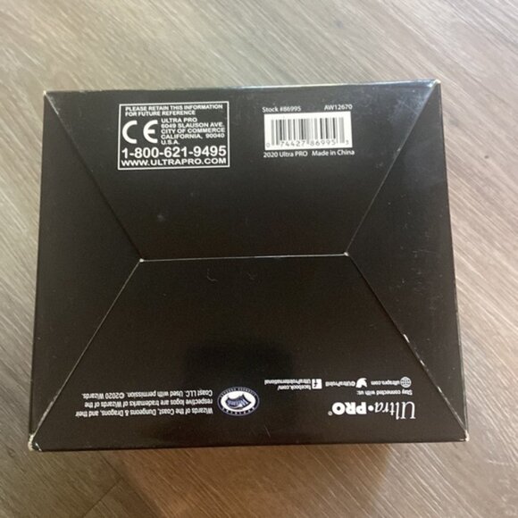 BNIB Dungeons & Dragons Giff of Adorable Power - Picture 7 of 7